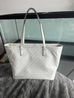 Michael Kors Satchel bag purse white like new