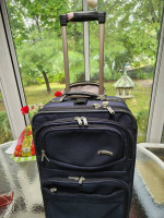 Dielsey Carry on Wheeled Bag