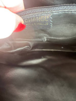 Vintage Chanel shoulder bag