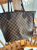 LV Bag FOR SALE