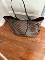 LV Bag FOR SALE