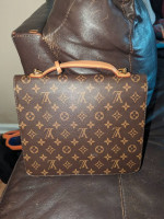Vintage good condition Louis Vuitton bag