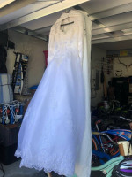 New size 10 women’s wedding  bridal dress with new flower girl dress