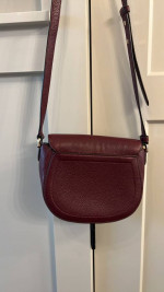 Kate Spade New York Knott Pebbled Leather Medium Saddle Crossbody - Li
