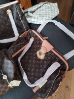Designer pocketbookd