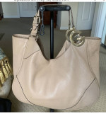 Gorgeous GUCCI large handbag