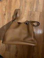 Womens brown leather tote.
