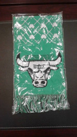 Chicago BULLS New Sga 2017 St. Patrick's Day Lucky Irish Green Scarf