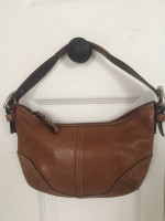 Authentic Vintage Coach Leather Handbag "Soho Hobo" D3S-9541