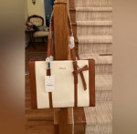 Cream/Tan purse