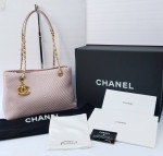 CHANEL Gorgeous blush Pink CC Logo V Stitch Chain Shoulder Leather Tot