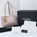CHANEL Gorgeous blush Pink CC Logo V Stitch Chain Shoulder Leather Tot