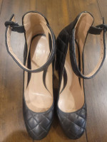 Gianvito Rossi, Italy "Greta" Black Quilted Leather Pumps. Size 40
