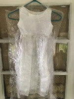 Beautiful Girls White Size 2 Wedding Dress