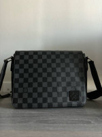 Louis vuitton Crossbody