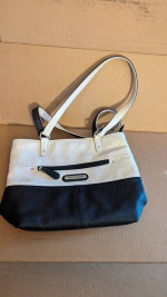 Stone mountain USA leather handbag