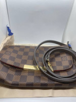 Louis Vuitton Woman Purse and Coin Pouch $500 OBO