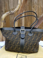Stunning Authentic Fendi Tote handbag