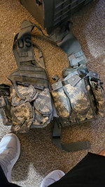 Digicam Style Military Gear (clothing, gas mask, packs, etc)