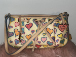 💘 Superb 00’era DOONEY & BOURKE scribble hearts logo handbag w/ access
