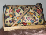 💘 Superb 00’era DOONEY & BOURKE scribble hearts logo handbag w/ access