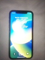 iPhone XR - 128 gb (unlocked)