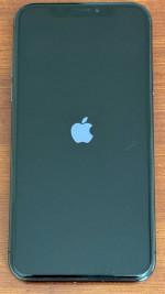 Iphone XS unlocked - excellent condition