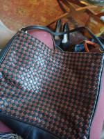 Italian Leather Black/Brown Woven Shoulder Bag: Scuola del Cuoio Fire