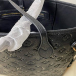 louis vuitton neverfull black tote