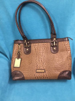 ETIENNE AIGNER HANDBAG