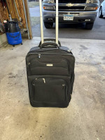 Ricardo 2 wheel luggage