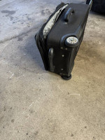 Ricardo 2 wheel luggage