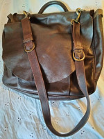 Vintage GAP Leather Messenger Hobo Shoulder Bag