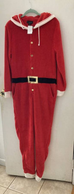Santa Claus-themed pajama suit ... adults/kids elf