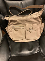 Women’s Rosetti 16”x11” Shoulder Purse Bag Nice!