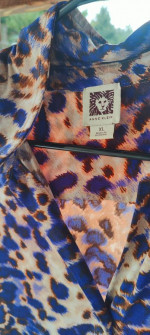 Women's clothing