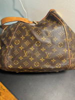 LOUIS VUITTON GALLIERA