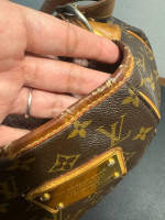 LOUIS VUITTON GALLIERA