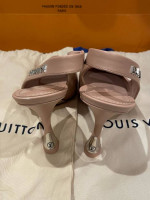 NEW - Louis Vuitton Nude Sparkle Slingback Pump - Size 39