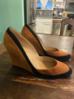 2 pairs of Hermes heels sz 39/8.5