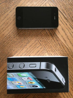 APPLE IPHONE 4S (VERIZON)  unlocked - with original packaging