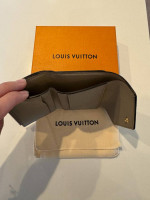 LOUIS VUITTON ZOE WALLET