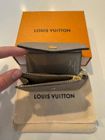 LOUIS VUITTON ZOE WALLET