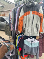 Apparel 600+ Piece Count Nike, Northface, Vans, MK, Mens, Womens All Sizes Bulk