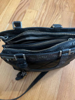 Guess pre-owned handbag
