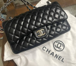 FAUX CHANEL