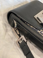 Christi@n DiOr pouch handbag - Used good condition/Authentic