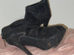 NEW GUESS spiked sexy BLACK spiked BOOTIE ANKLE boots