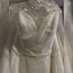*BRAND NEW WEDDING DRESS*