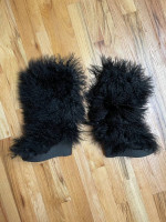 Women's Lamb Fur Boots-very fashionable now